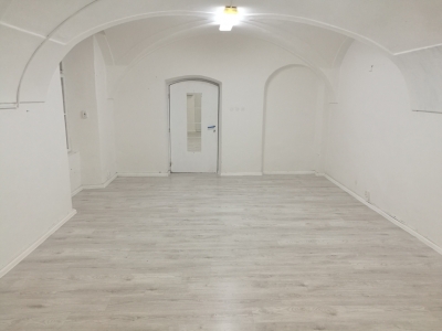 GARANT REAL - prenájom obchodný / kancelársky priestor, 33 m2, Hlavná ulica, Prešov