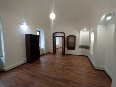GARANT REAL - prenájom 3 x kancelársky, komerčný priestor, 70 m2, Hlavná ulica, Prešov