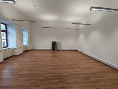 GARANT REAL - prenájom 3 x kancelársky, komerčný priestor, 100 m2, Hlavná ulica, Prešov