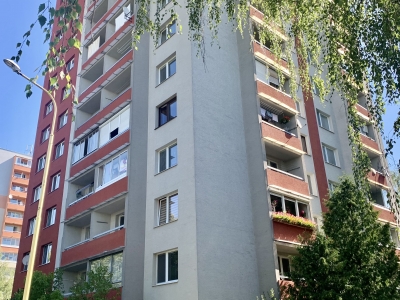 GARANT REAL predaj 2-izbový byt 57 m2 s dvoma loggiami, Prešov, Sídlisko III, Prostějovská ul.