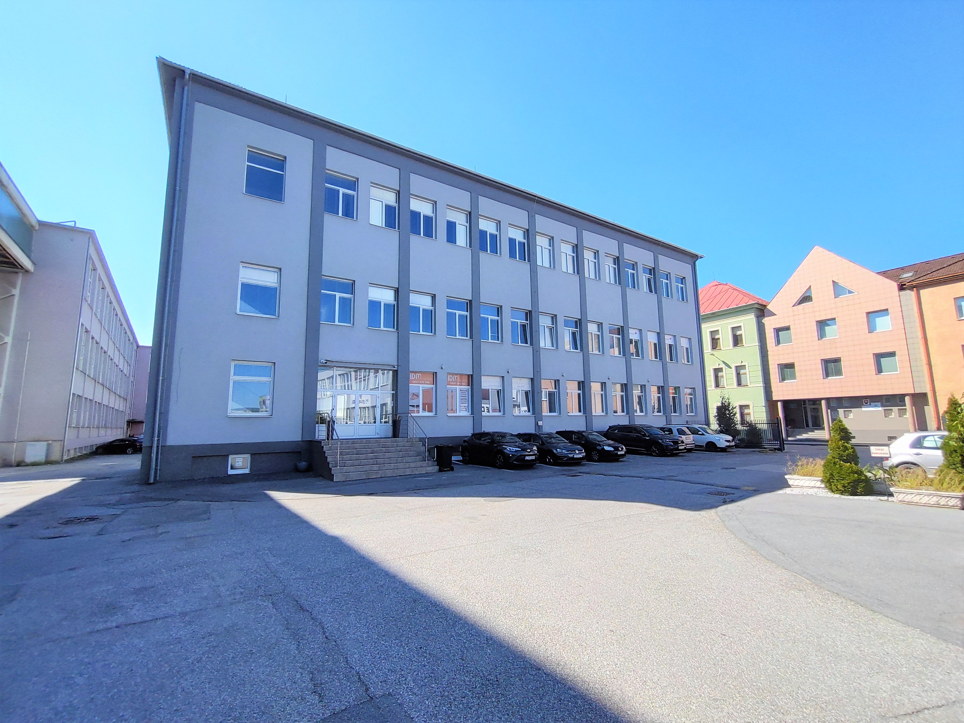 GARANT REAL - prenájom kancelárskych priestorov, 22 m2 - 34,10 m2, Masarykova ulica, Prešov