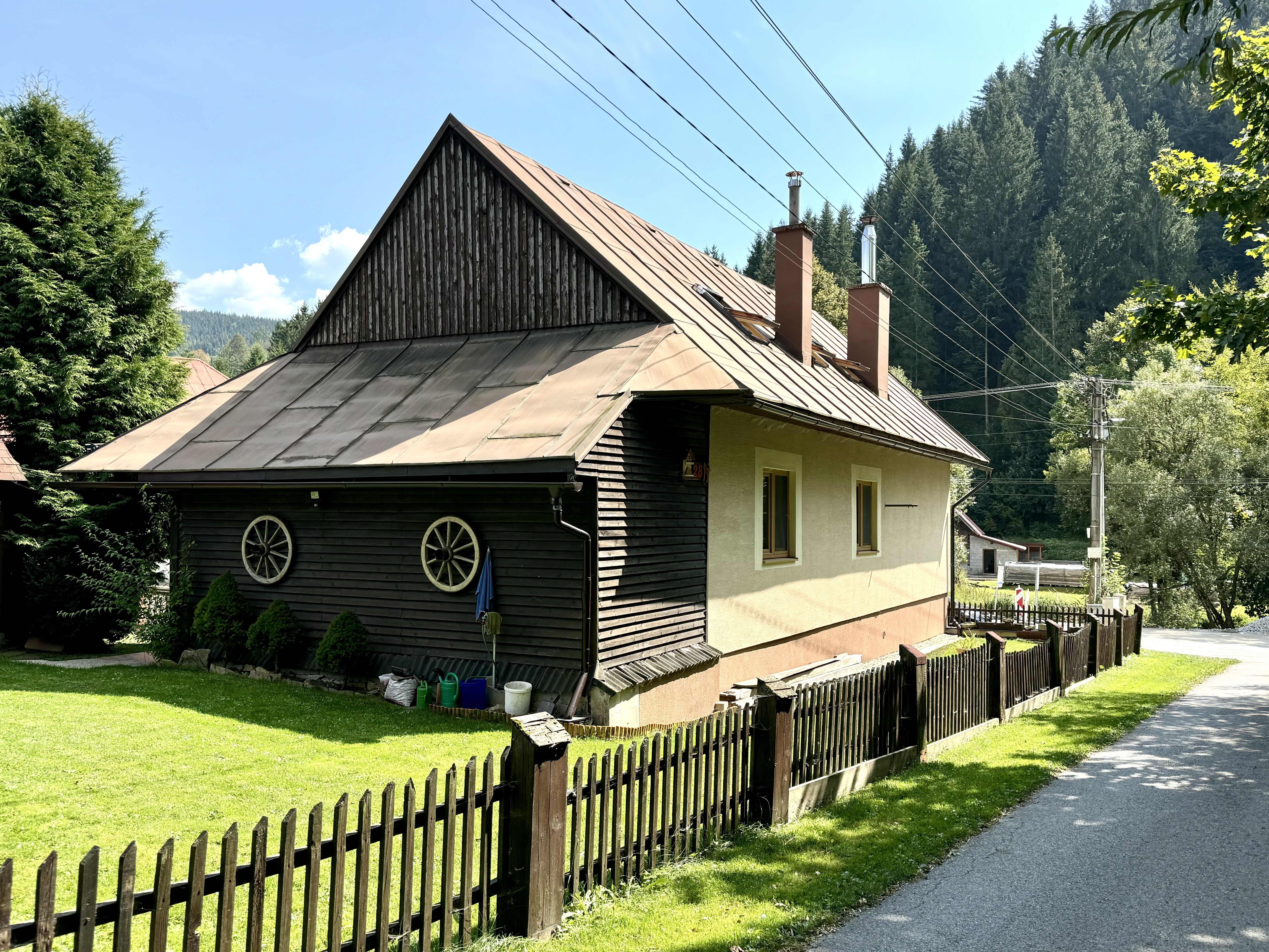 GARANT REAL predaj chalupa / rodinný dom, obec Zázrivá, časť Havrania, pozemok 615 m2, okr. Dolný Kubín