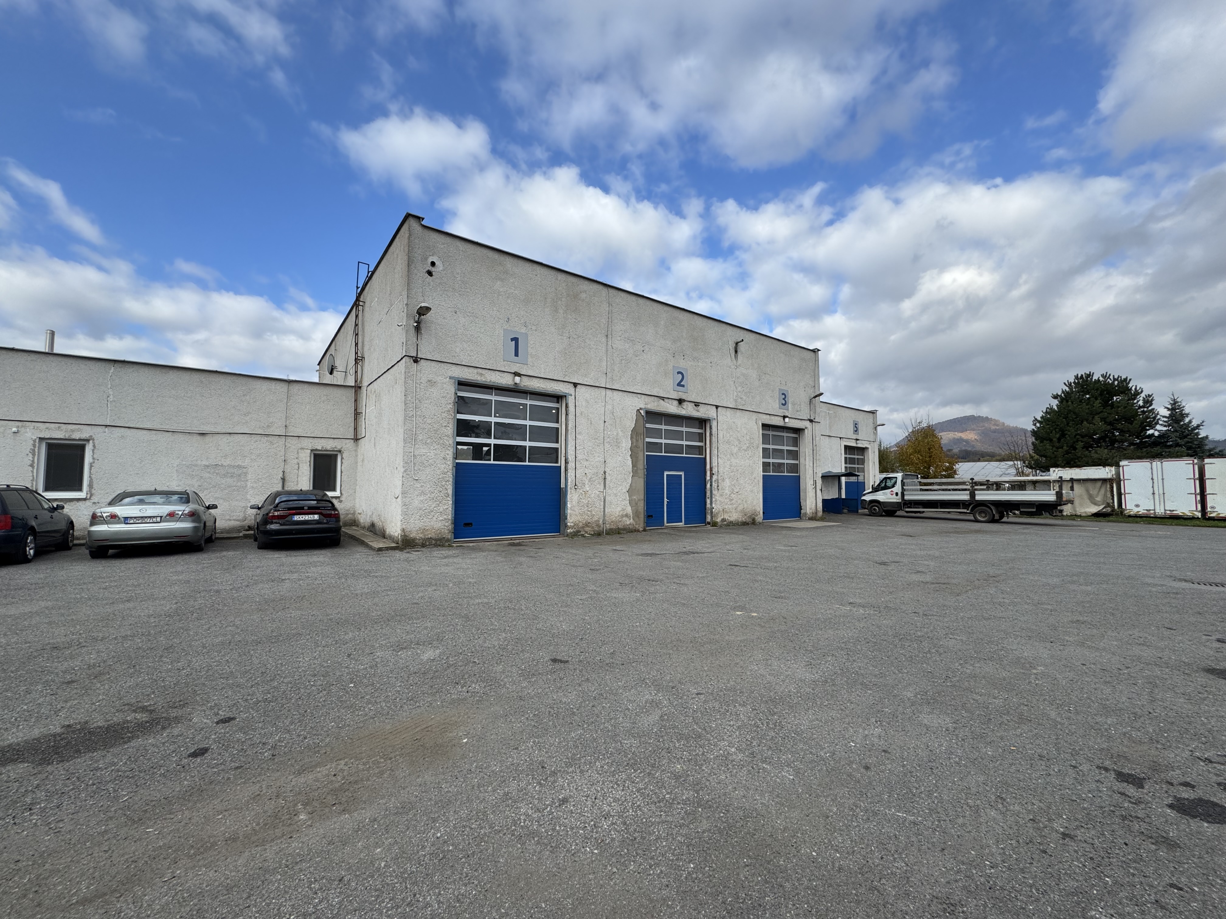 GARANT REAL predaj autodielne pre kamióny a nákladné vozidlá 892 m2, na pozemku 3070 m2, Prešov, Nižná Šebastová, Strojnícka ulica