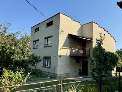 GARANT REAL predaj 2-podlažný rodinný dom s garážou, pozemok 1891 m2, Svinia, okr. Prešov