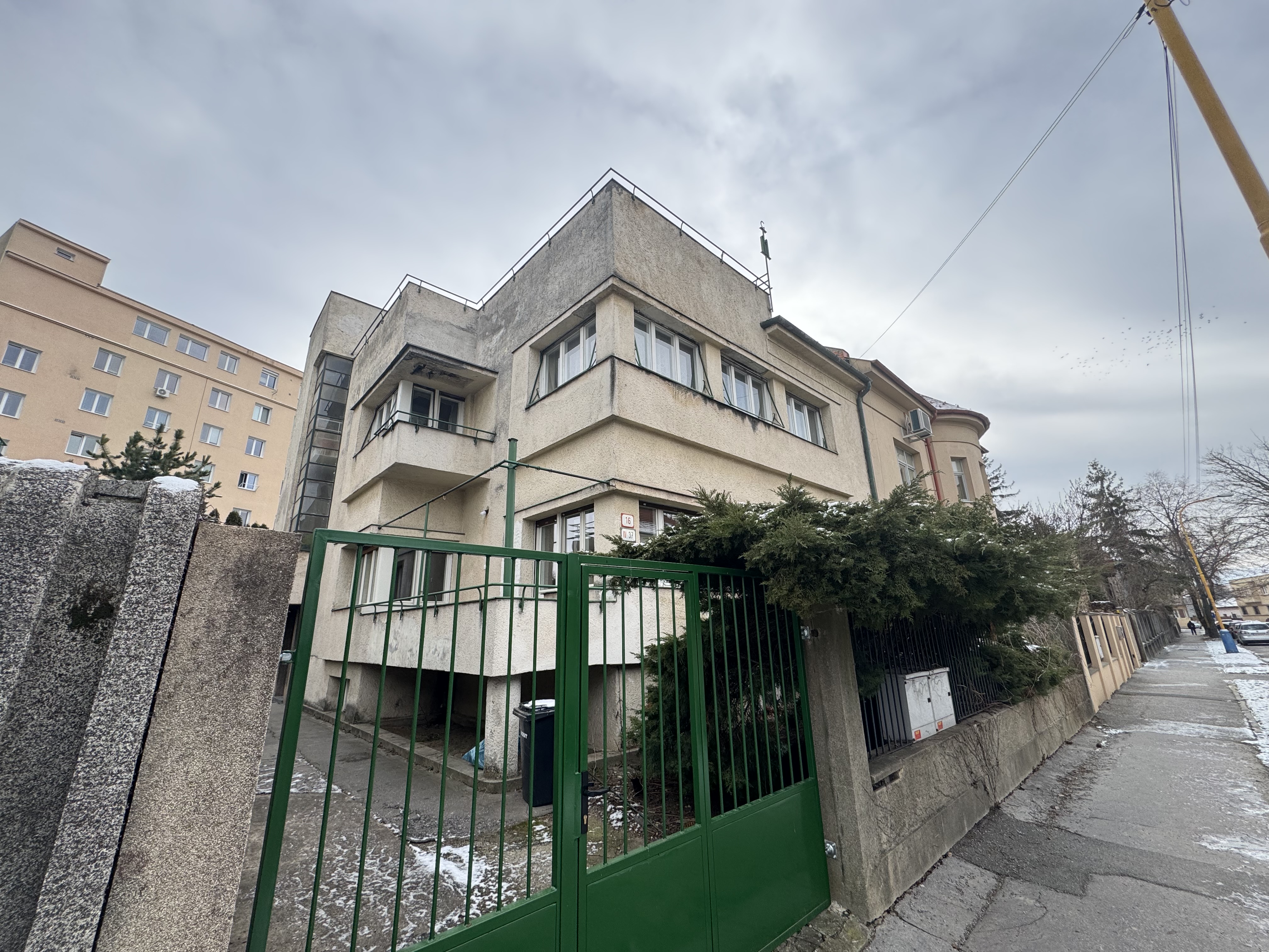 GARANT REAL prenájom prízemie v rodinnom dome 110 m2, 4 izby + príslušenstvo, Košice - Juh, Rázusova ulica