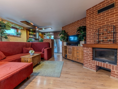 GARANT REAL - Rodinný dom v Záborskom – kvalitná tehlová stavba s krásnou záhradou a flexibilnou dispozíciou