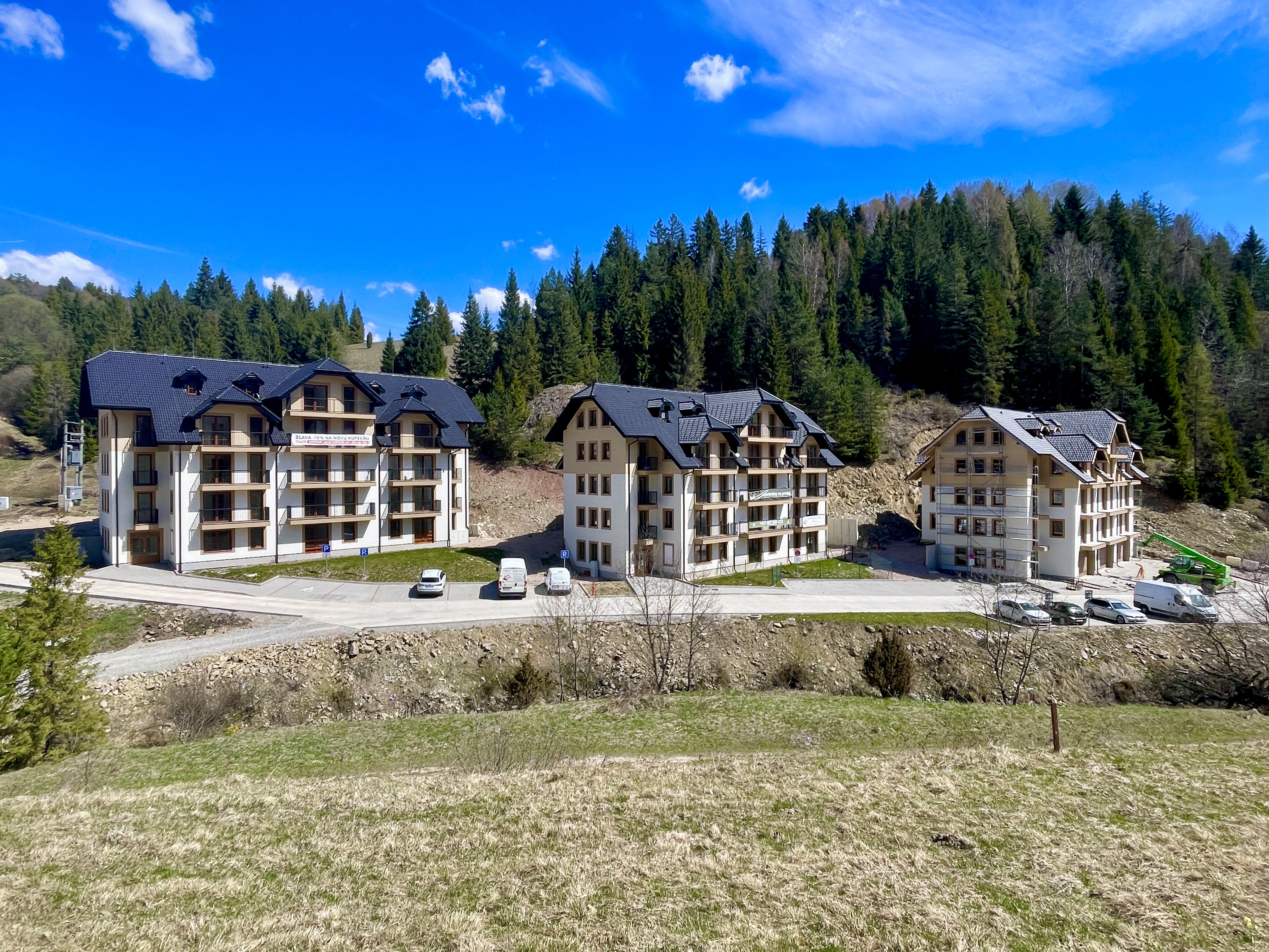 APARTMÁNY LITMANOVÁ - SKOLAUDOVANÉ 2 IZBOVÉ APARTMÁNY PRIAMO NA SVAHU, PRIPRAVENÉ NA OKAMŽITÉ VYUŽITIE