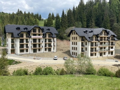 APARTMÁNY LITMANOVÁ - SKOLAUDOVANÉ 3 IZBOVÉ APARTMÁNY PRIAMO NA SVAHU, PRIPRAVENÉ NA OKAMŽITÉ VYUŽITIE